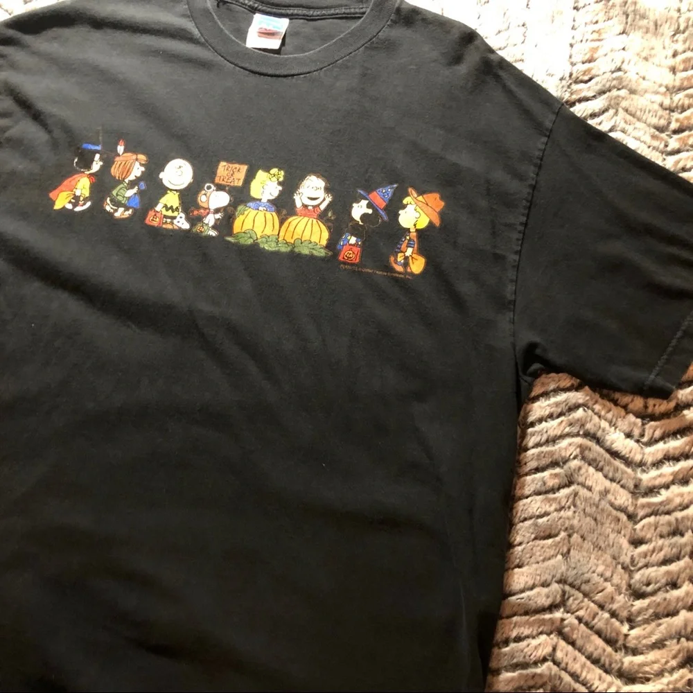 Vintage Peanuts Halloween Inspired Shirt - Picture 2 of 5